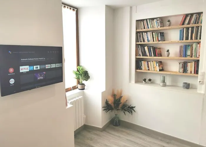 Charmant Studio Idealement Situe